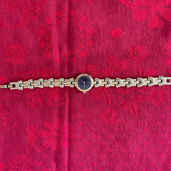 LADIES VINTAGE GOLD TONE CITIZEN WATCH WITH BLUE FACE COVER - Picture 1 of 7